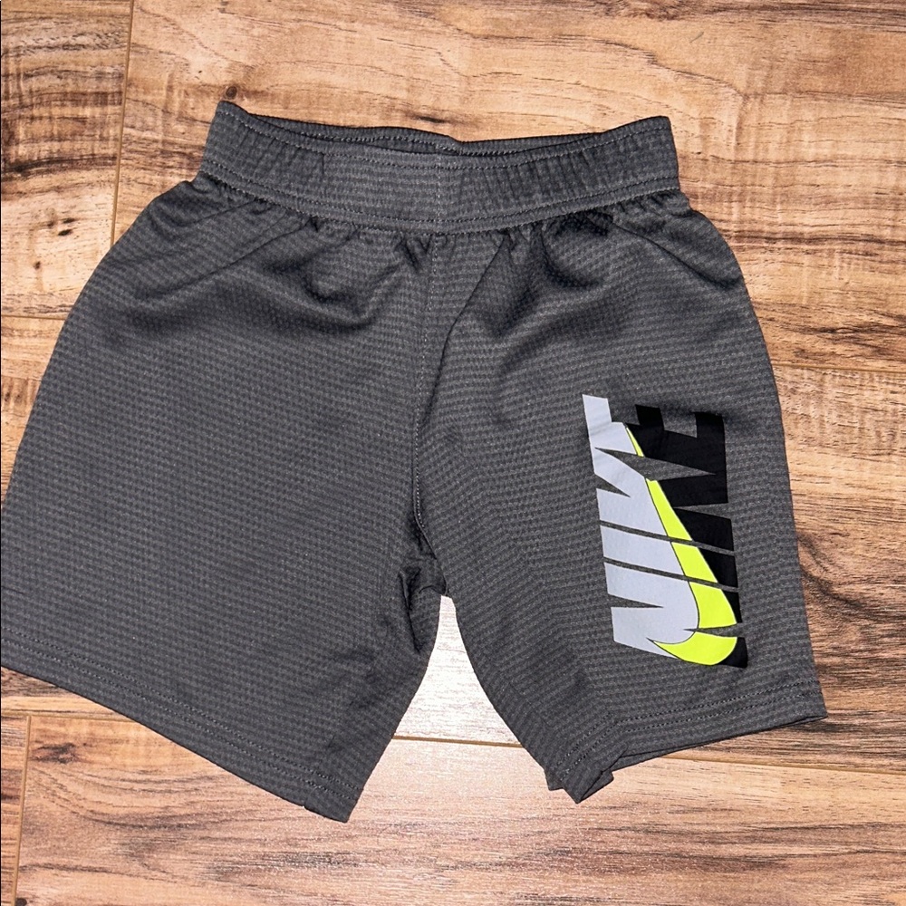 Nike Men's Athletic Shorts in Black and Neon Yellow